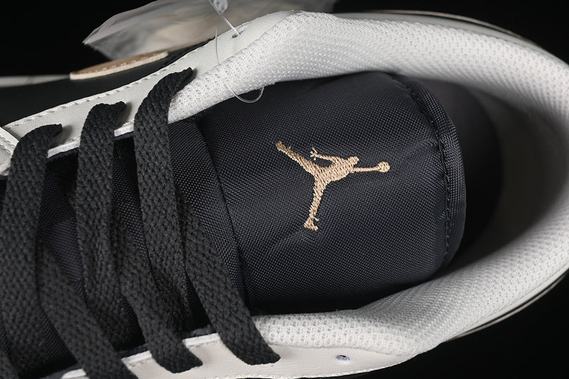AJ1 Low