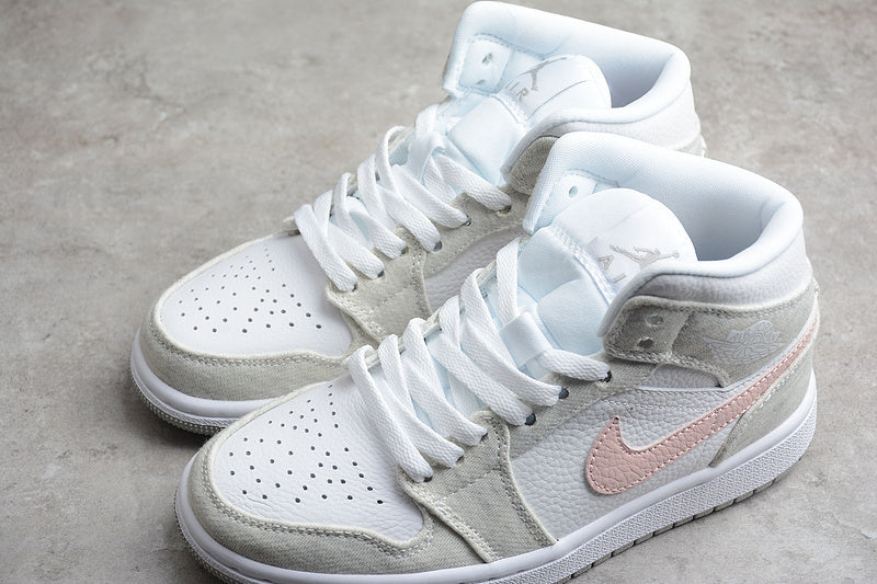 AJ1 Mid