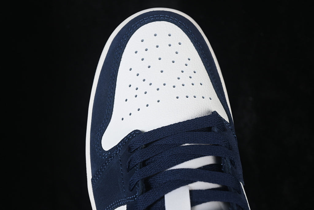 AJ1 Low