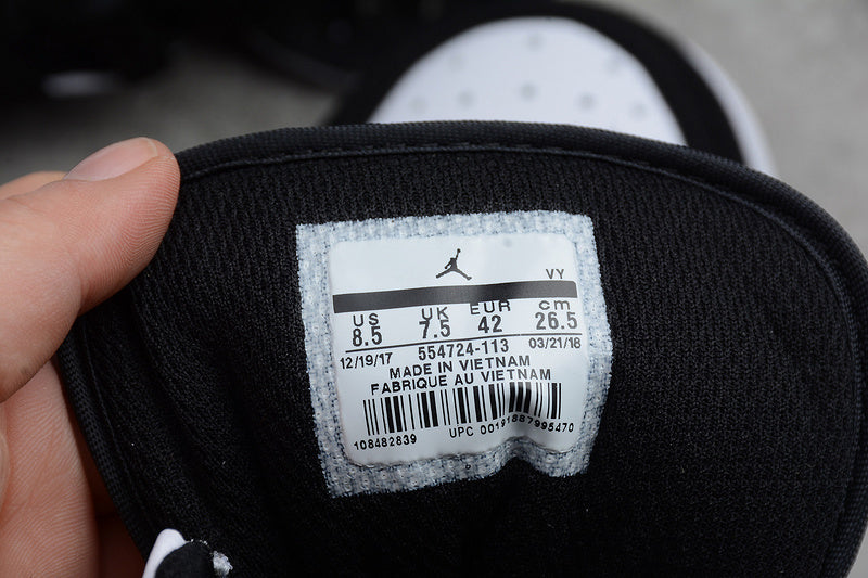 AJ1 Mid
