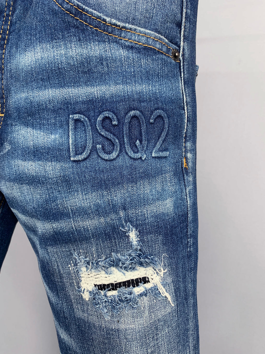 D2 Jeans