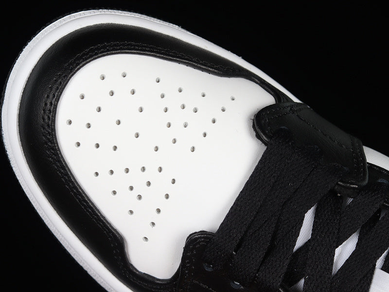 AJ1 Mid