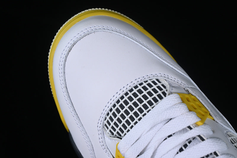 AJ4