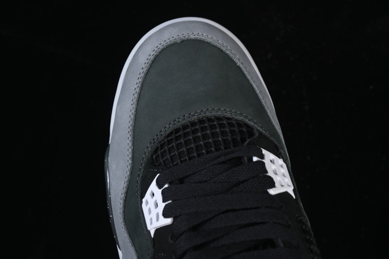 AJ4