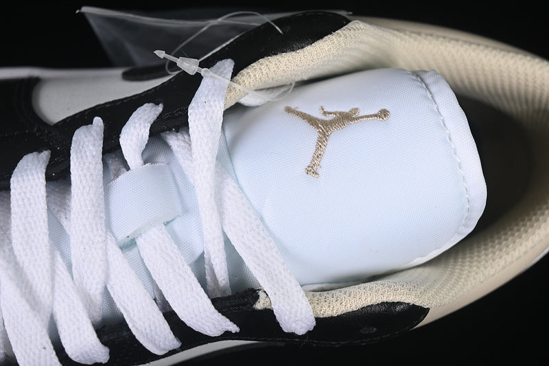 AJ1 Low