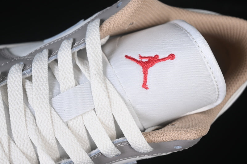 AJ1 Low