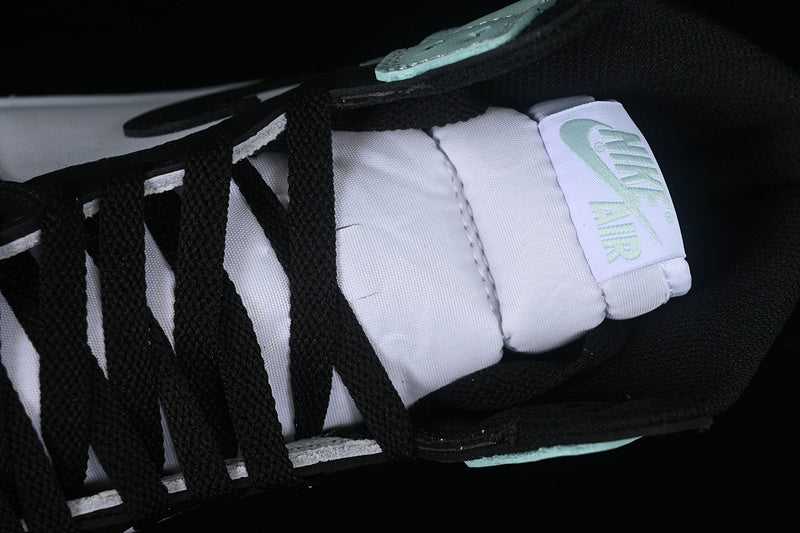 AJ1 High