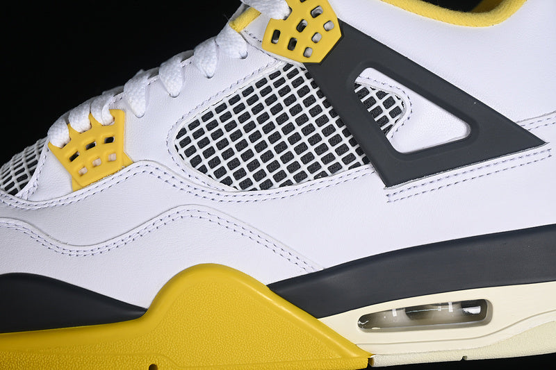 AJ4