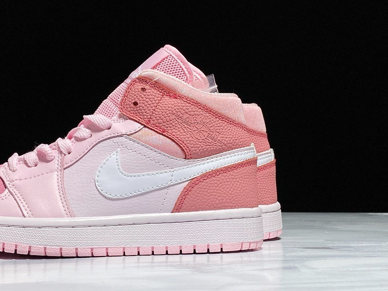 AJ1 Mid