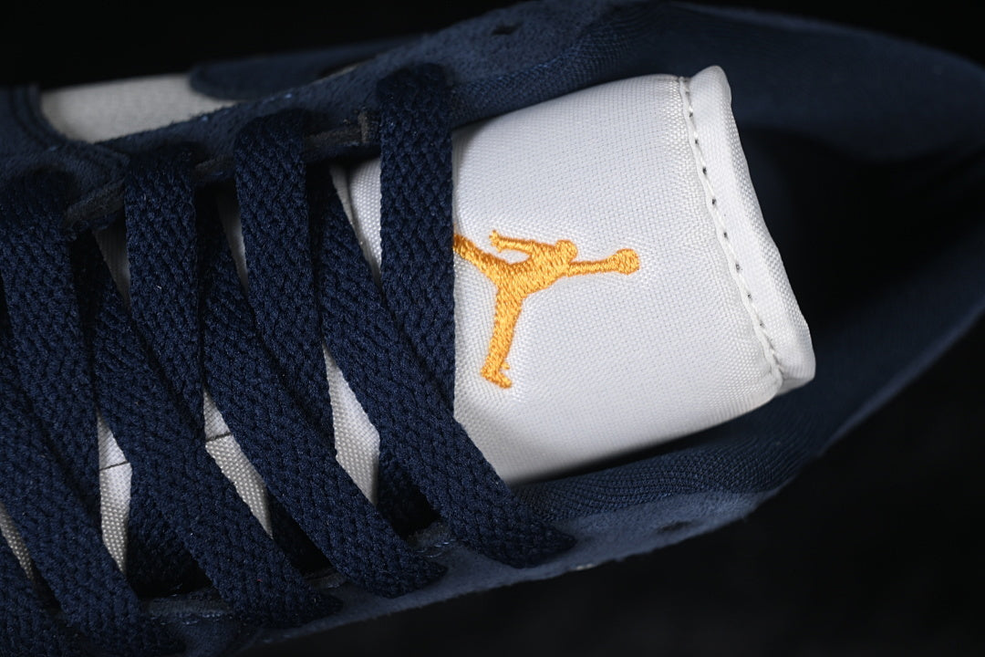 AJ1 Low