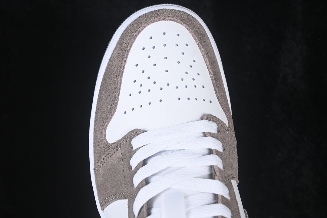 AJ1 Low