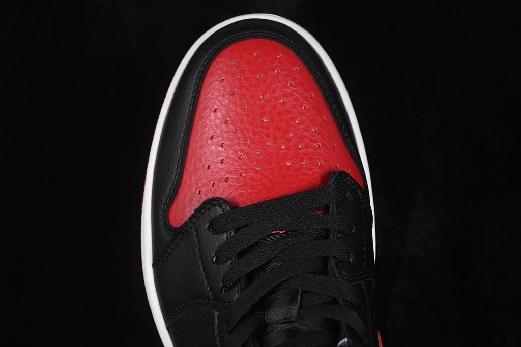 AJ1 Low