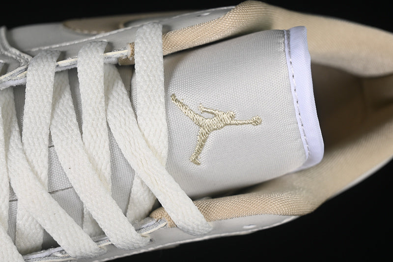 AJ1 Low