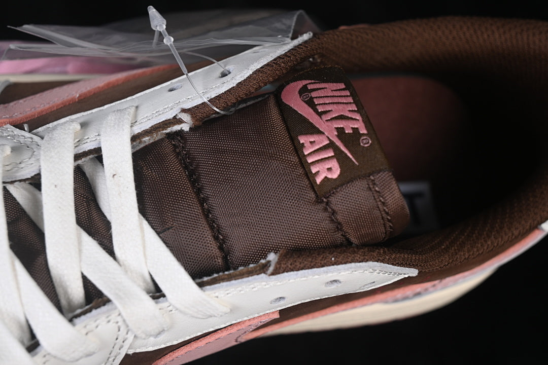 AJ1 Low