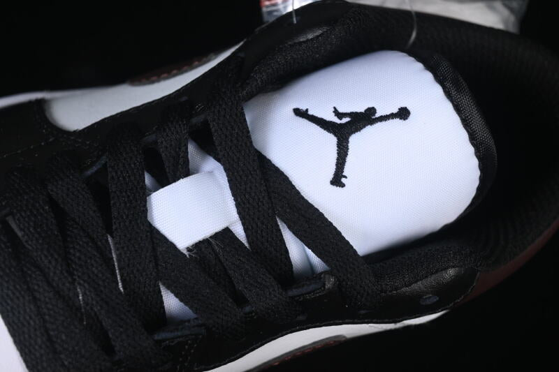 AJ1 Low