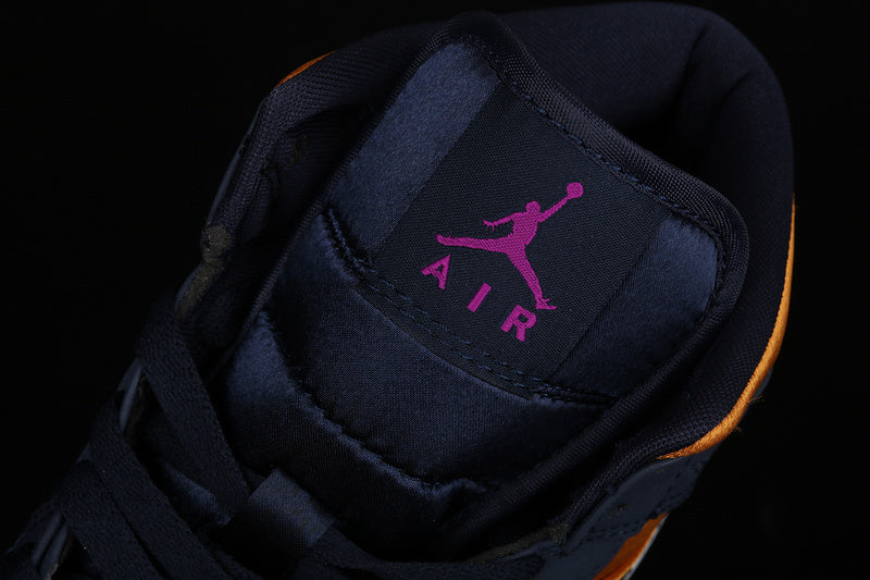 AJ1 Mid