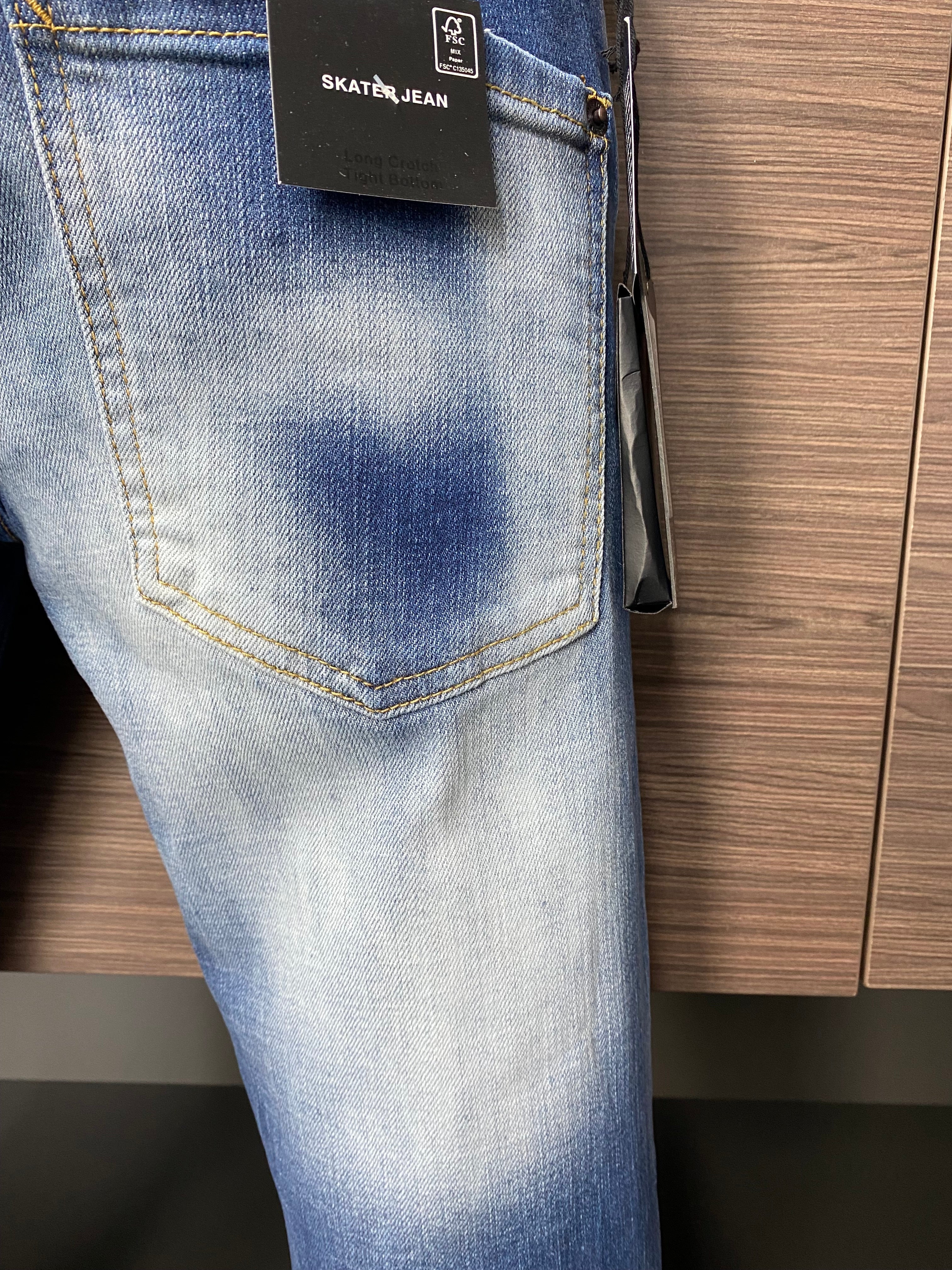 D2 Jeans
