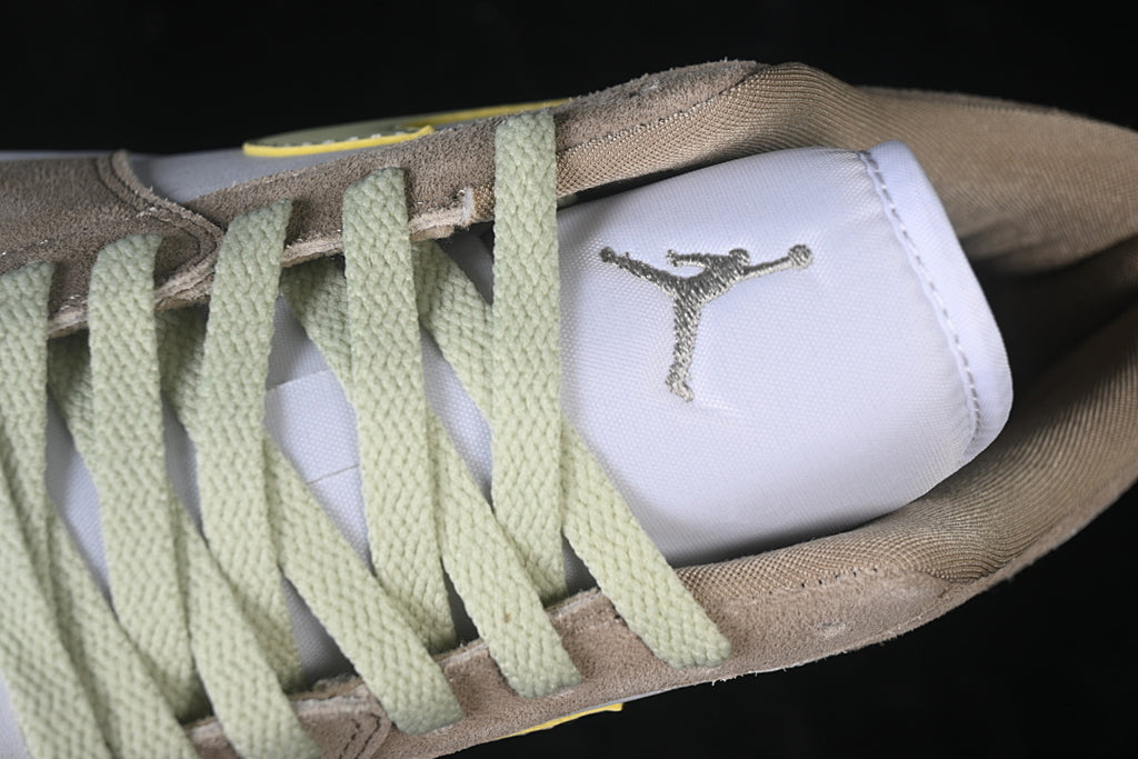 AJ1 Low