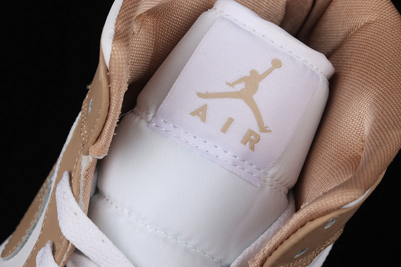 AJ1 Mid