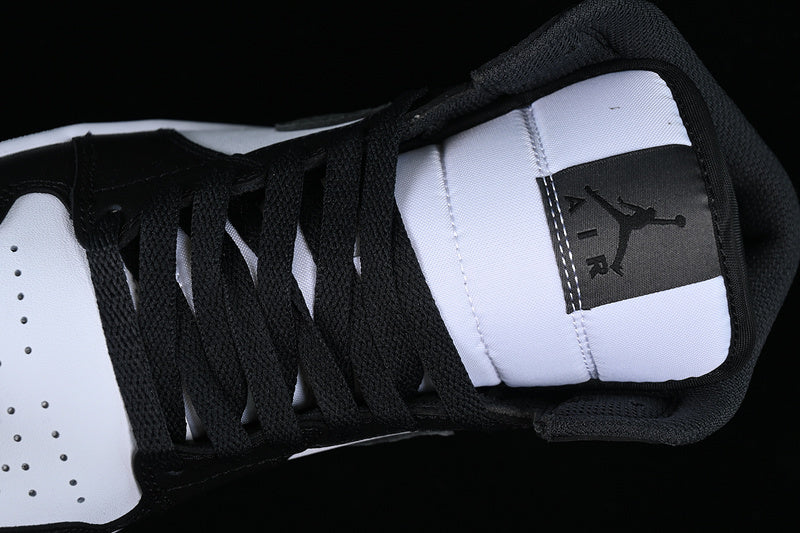AJ1 Mid