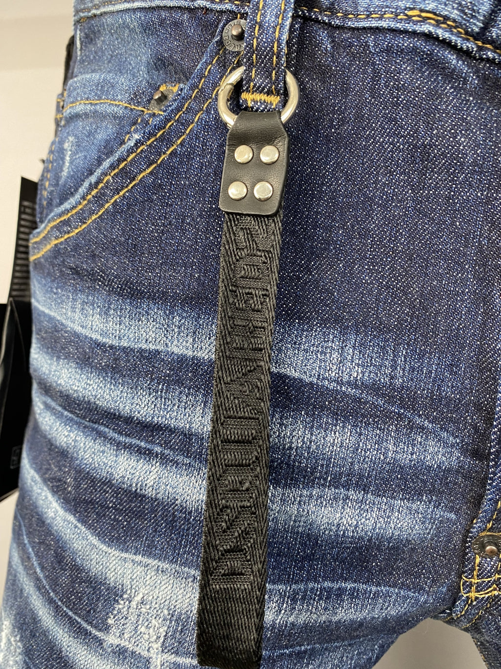 D2 Jeans