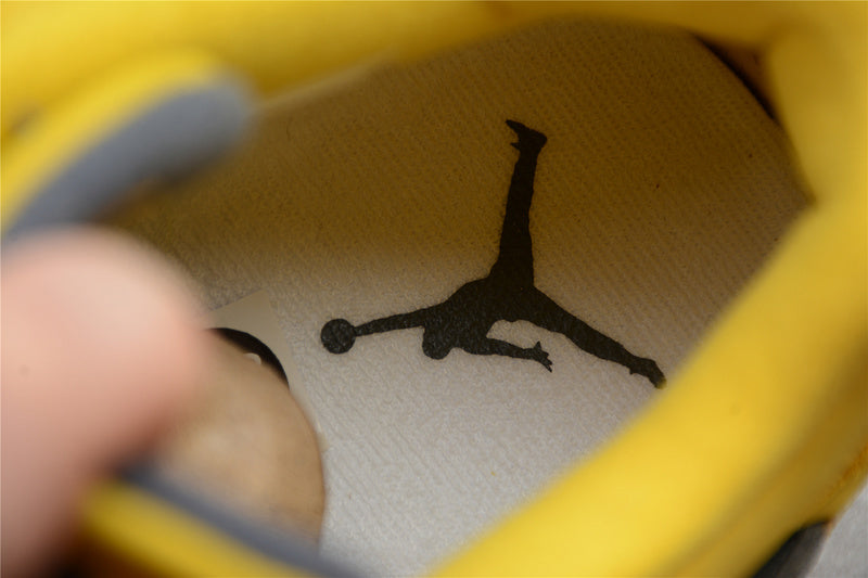 AJ4
