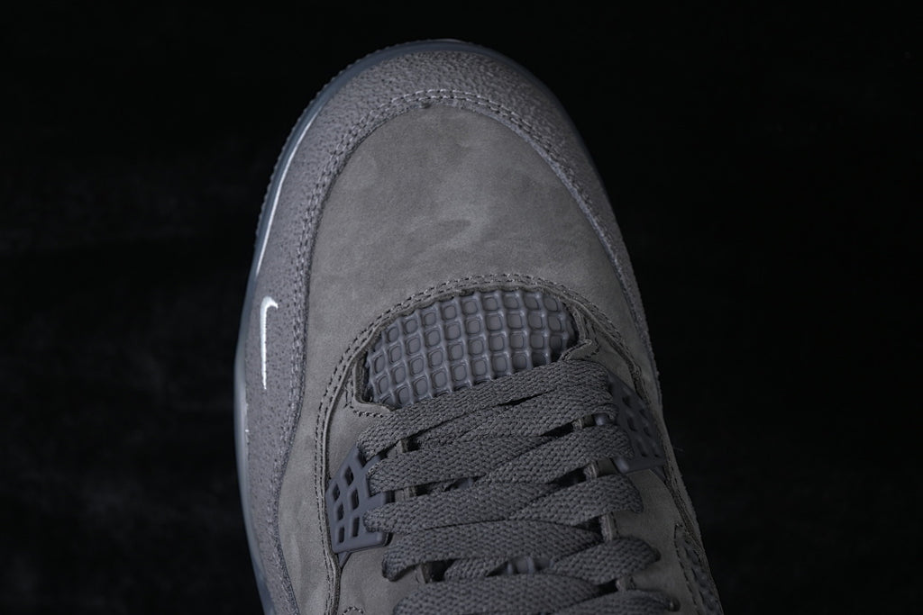AJ4