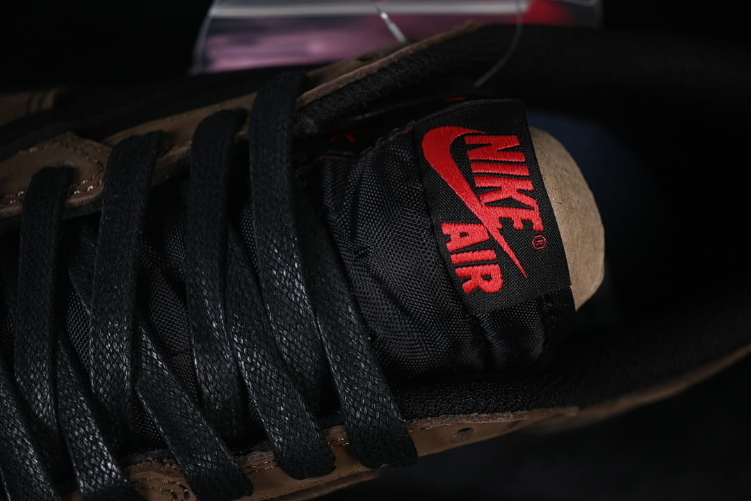 AJ1 Low