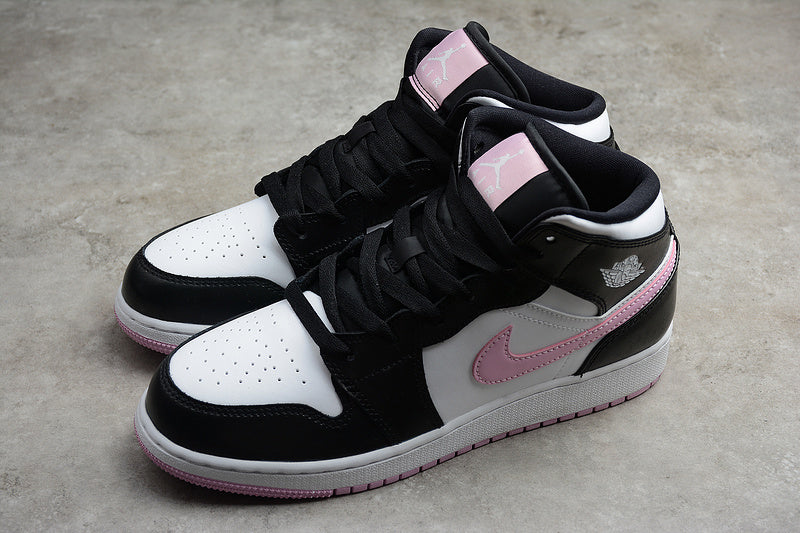 AJ1 Mid