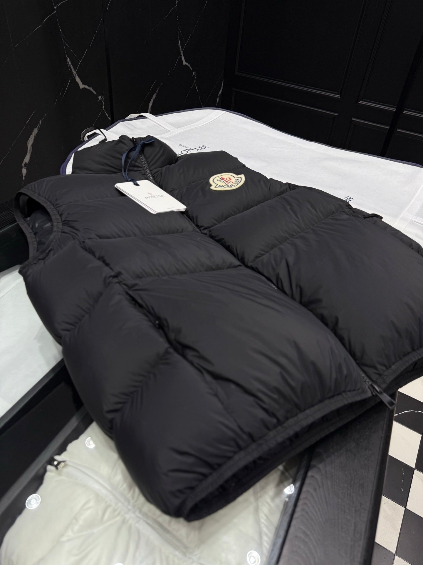 Mon Väst