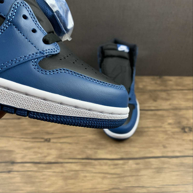 AJ1 High