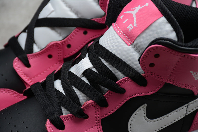 AJ1 Mid