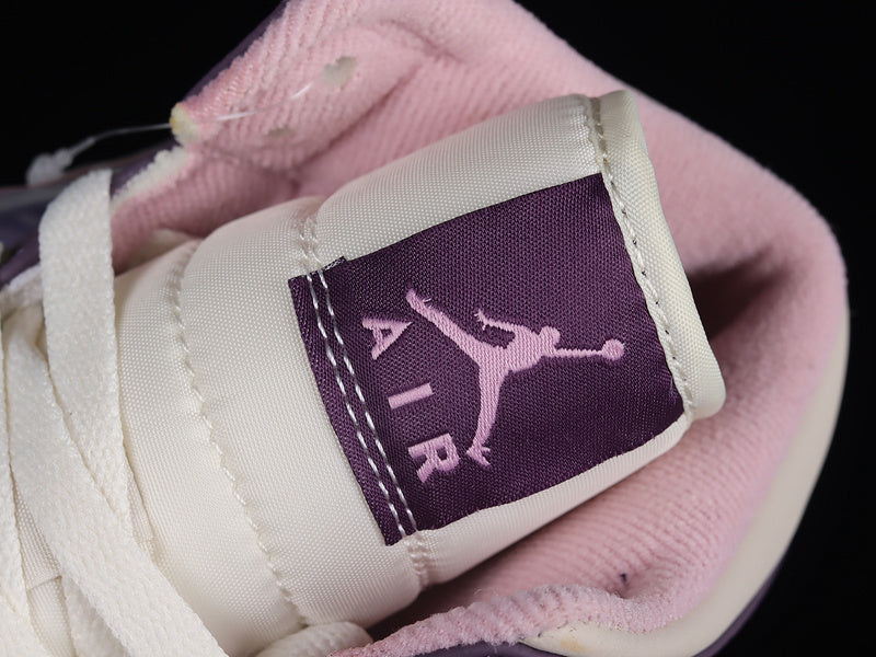 AJ1 Mid