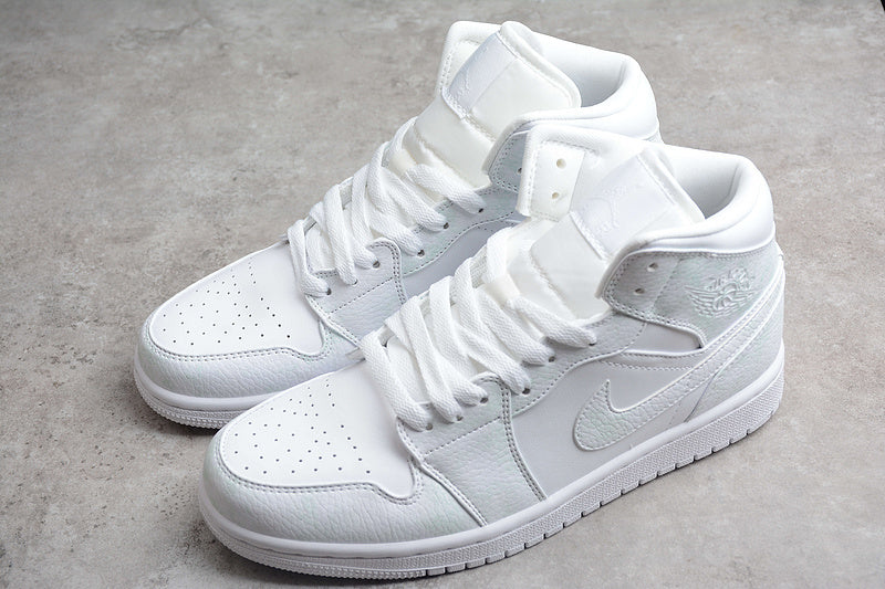 AJ1 Mid