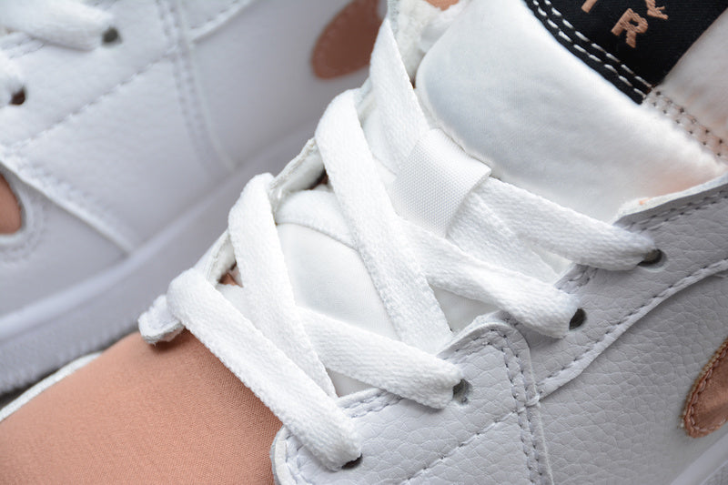 AJ1 Mid