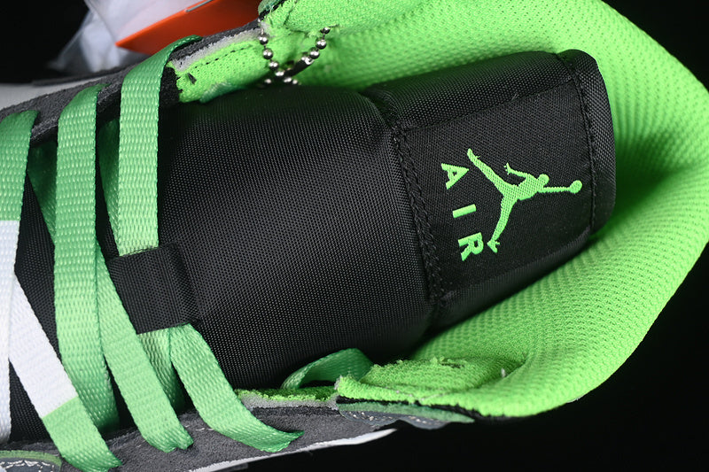 AJ1 Mid