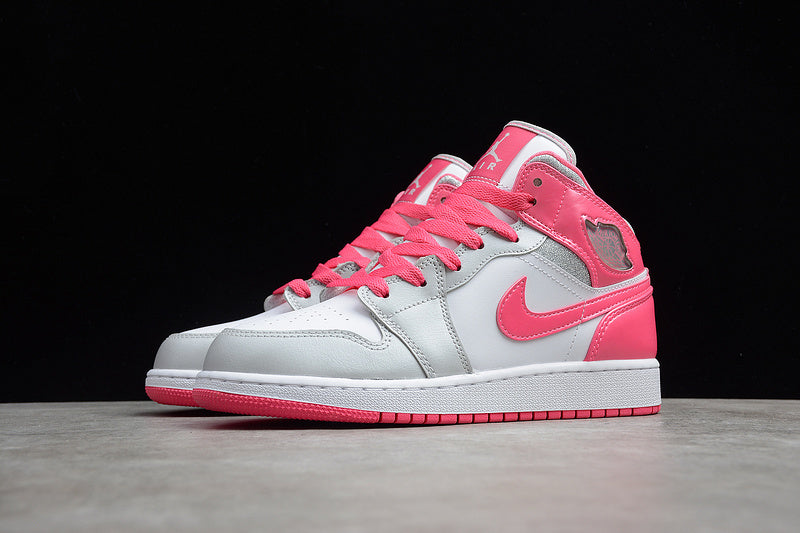AJ1 Mid