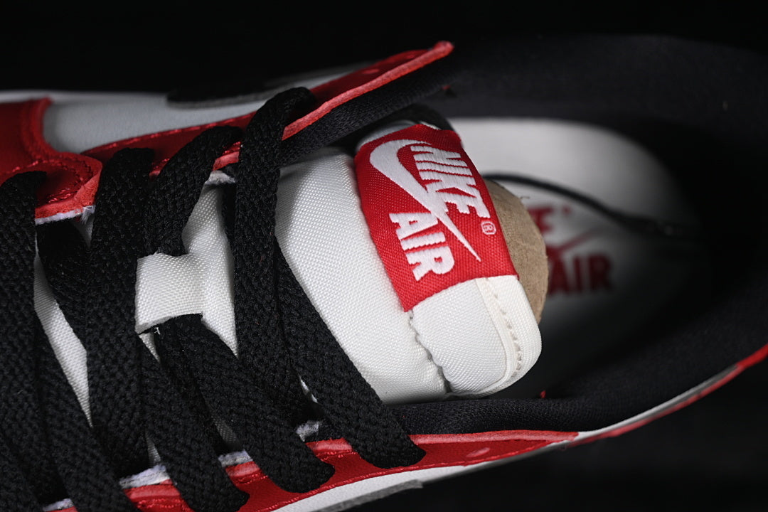 AJ1 Low