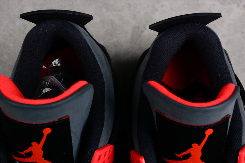 AJ4