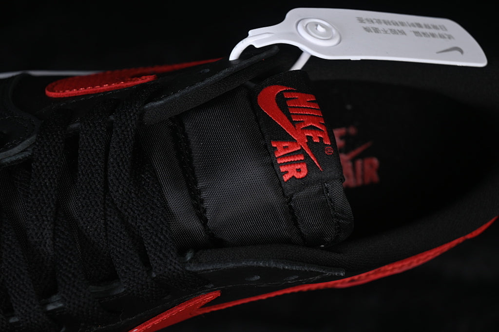 AJ1 Low