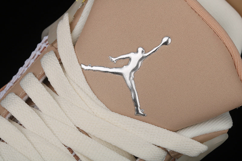 AJ4