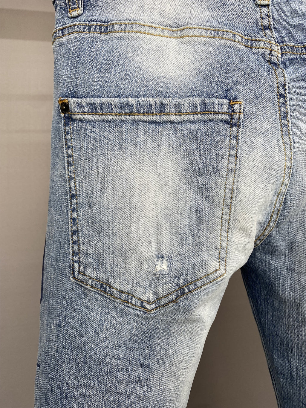 D2 Jeans
