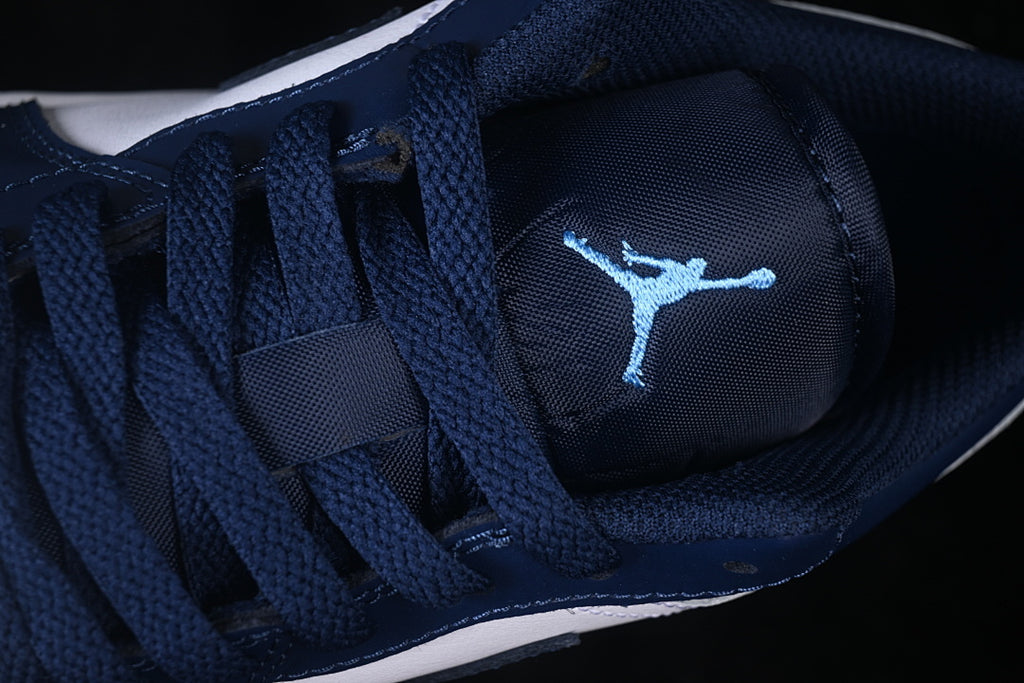 AJ1 Low