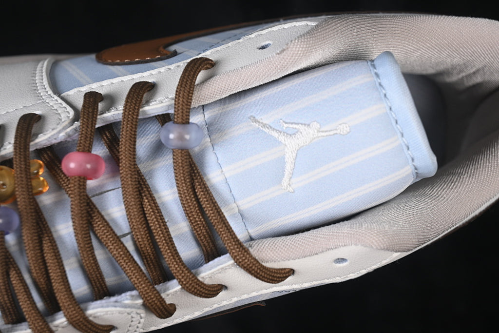 AJ1 Low