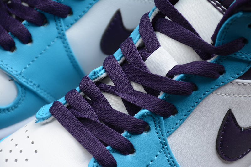 AJ1 Mid