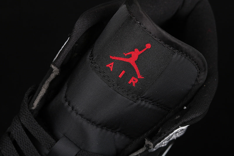 AJ1 Mid
