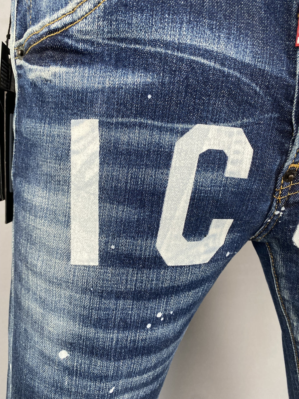 D2 Jeans