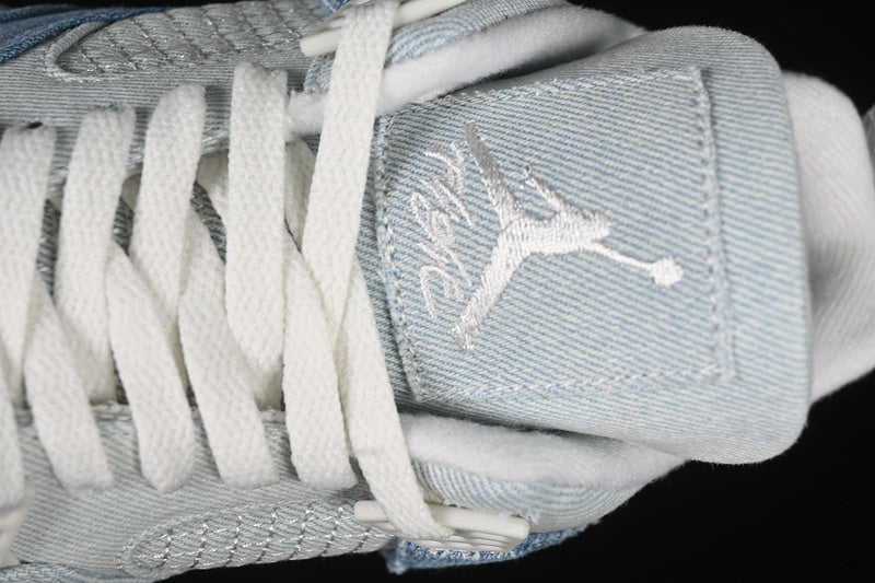 AJ4