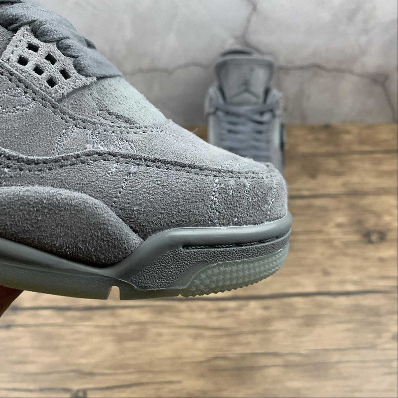 AJ4