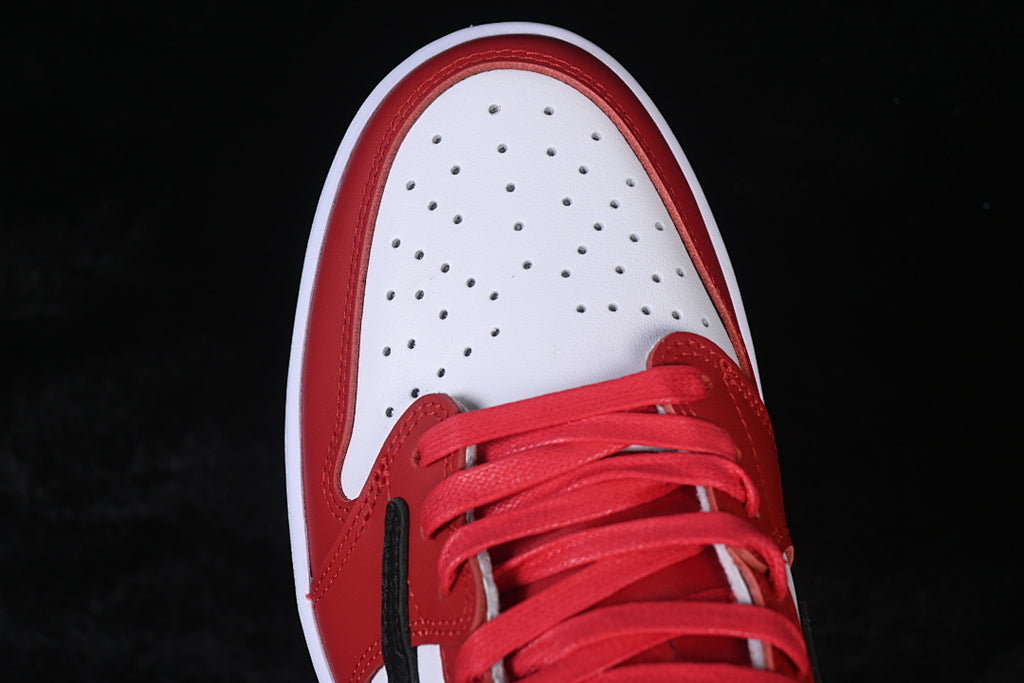 AJ1 Low